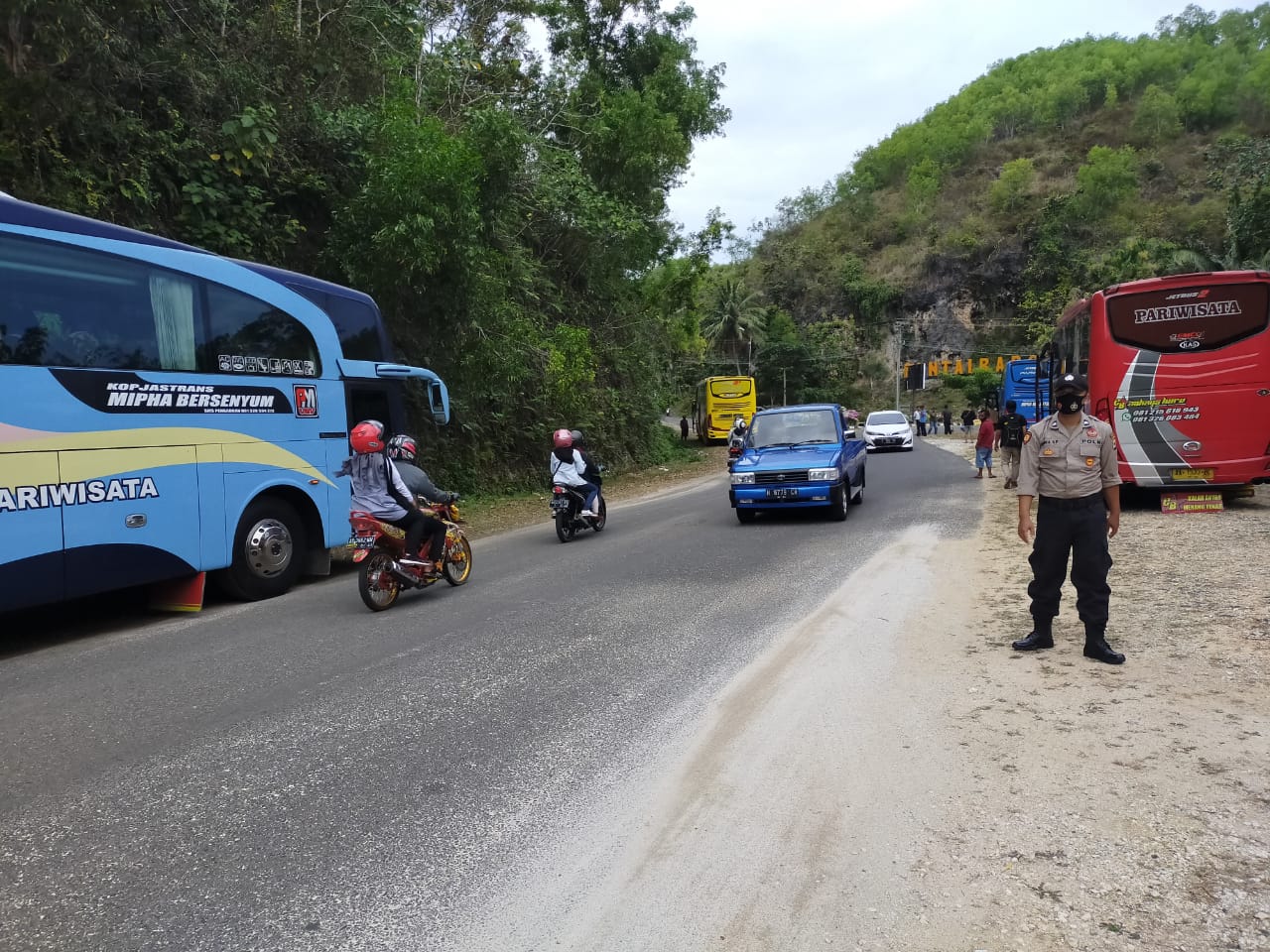 PATROLI OBYEK WISATA, ANGGOTA BERIKAN HIMBAUAN