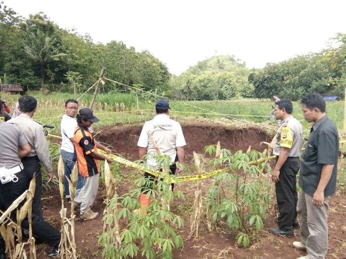 WASPADA PERGERAKAN TANAH SAAT MUSIM PENGHUJAN